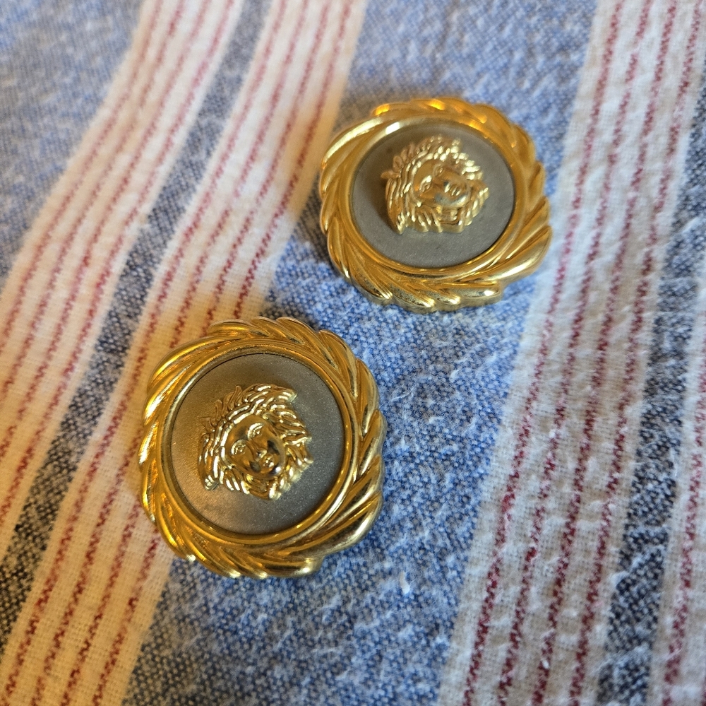 Gold and Gray Medusa Head Vintage Clip On Earrings